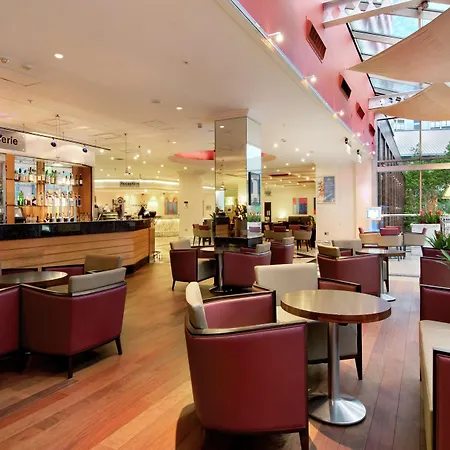 Hilton Leeds City 